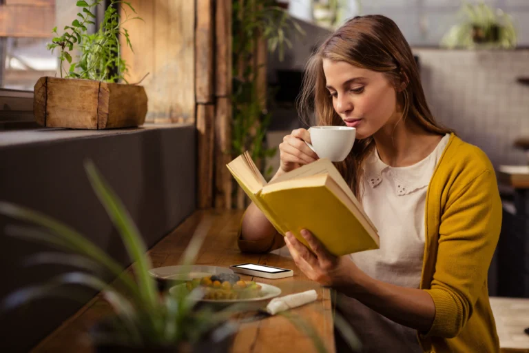 Books for Dementia Caregivers to Help You Navigate Daily Challenges